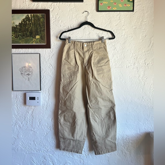 Levi’s Khaki Barrel Pants - Picture 1 of 6